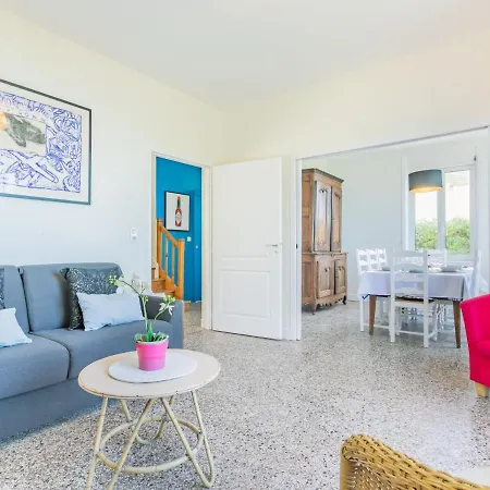 Villa Les Trolls By Interhome