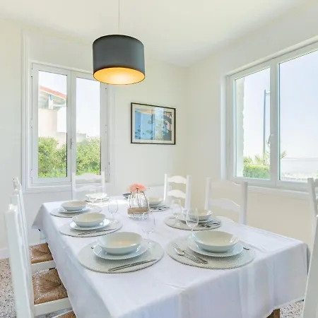 Villa Les Trolls By Interhome Saint-Palais-sur-Mer