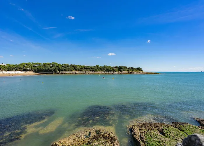 Les Trolls By Interhome Вилла Сен-Пале-сюр-Мер